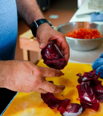 A hagymafajták – hogyan változtatják meg a burger ízét?