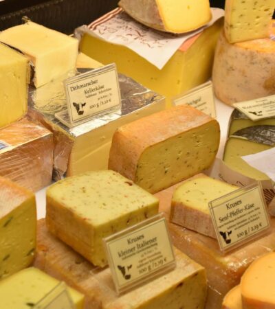 A legdrágább sajtok, amiket burgerbe tehetünk