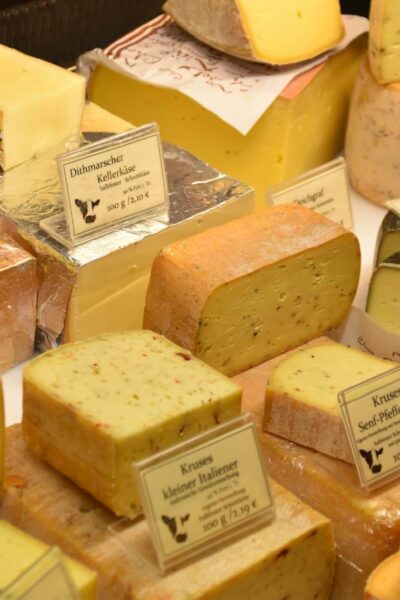 A legdrágább sajtok, amiket burgerbe tehetünk